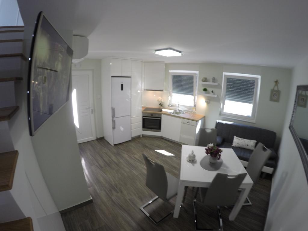 Apartment Ana Arbanasi 扎达尔 外观 照片